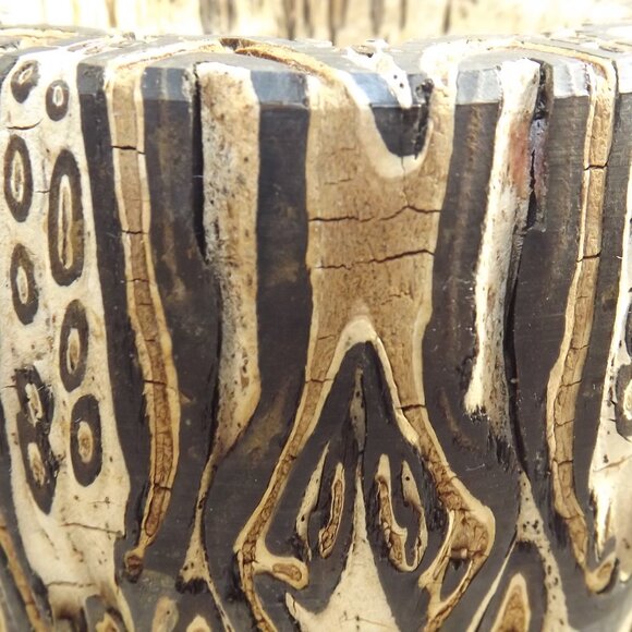 Vintage Ponga Wood Vase from Black Mamaku Tree Fern, New Zealand - Picture 8 of 9